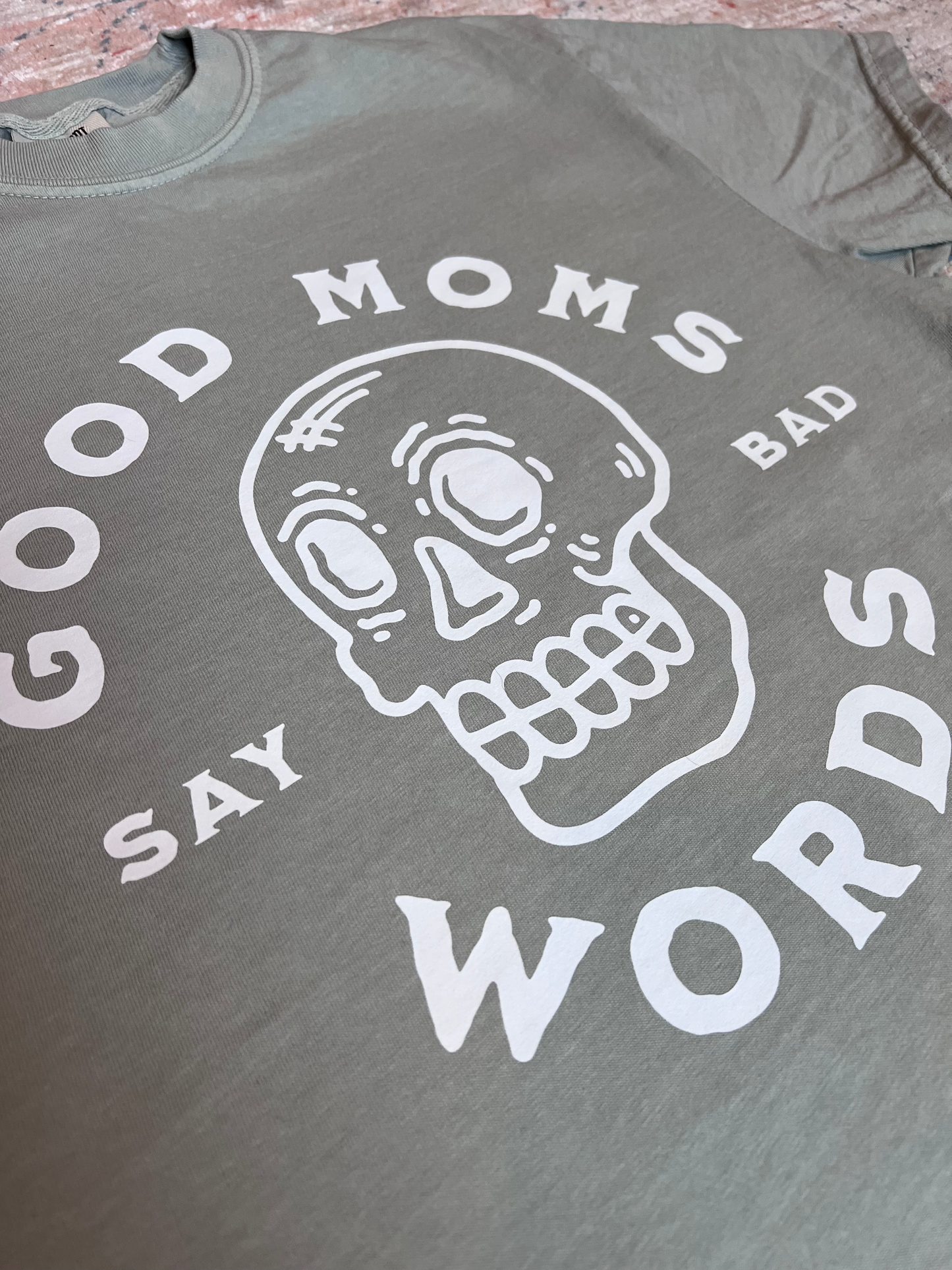 Good Moms - Easy Tee